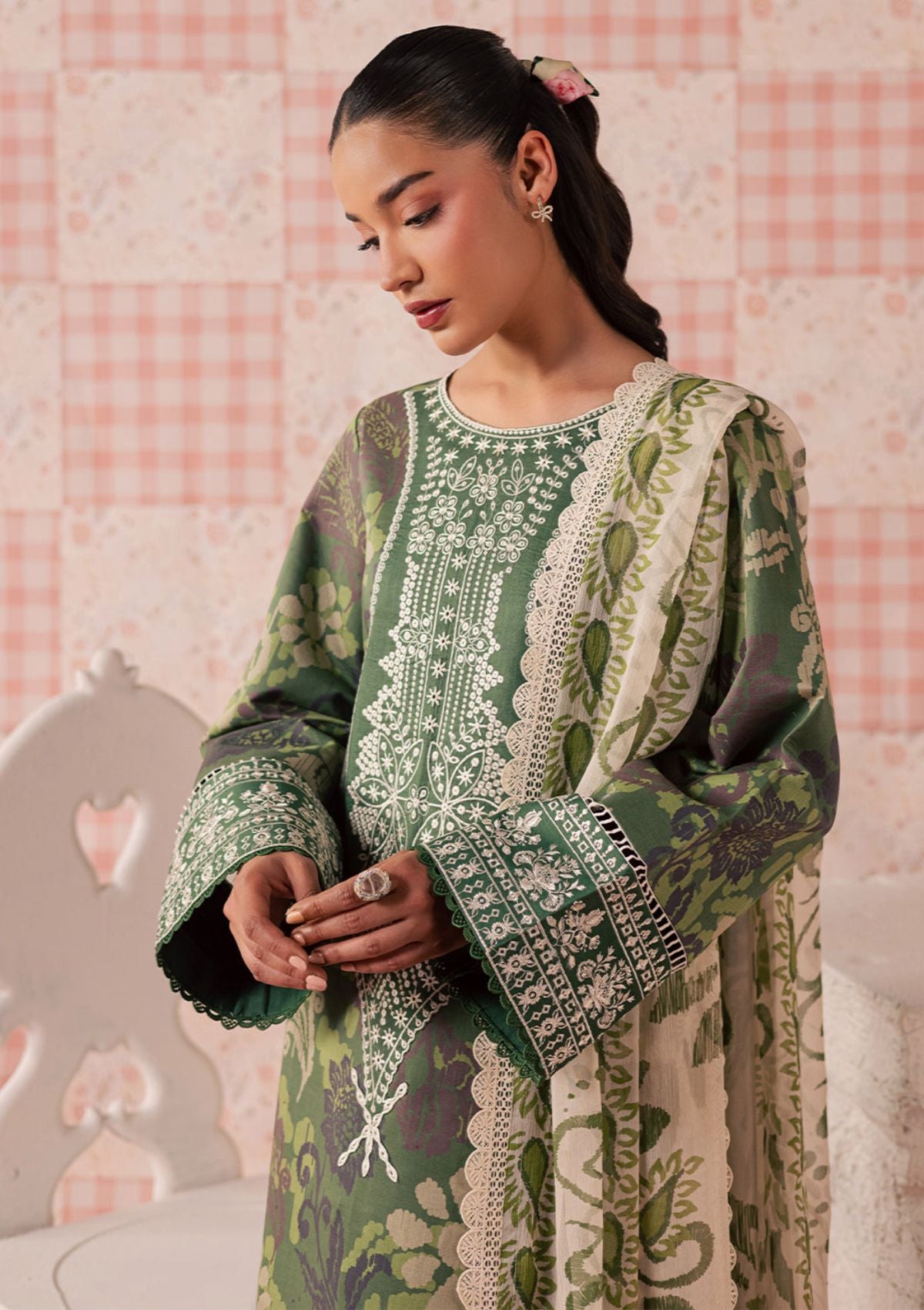 Mahnur Jahaan Lawn'26 MJ-06