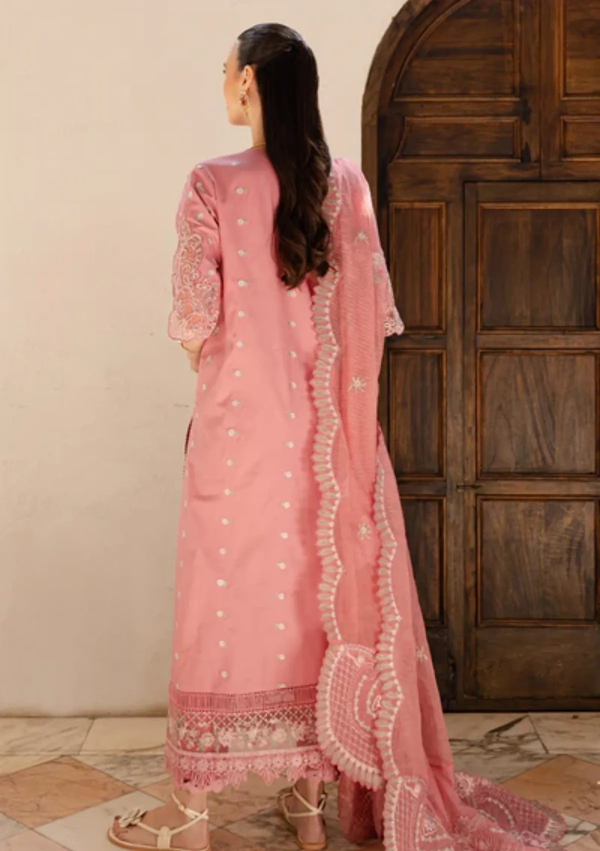 mohsin-saeed-fabrics-designer-daily-wear-formal-and-wedding-suits-within-budget-This-product-is-from-marjjan-ruhi-luxury-lawn25-mll-02-b-pink-is-available-on-Mohsin-saeed-fabrics-website.