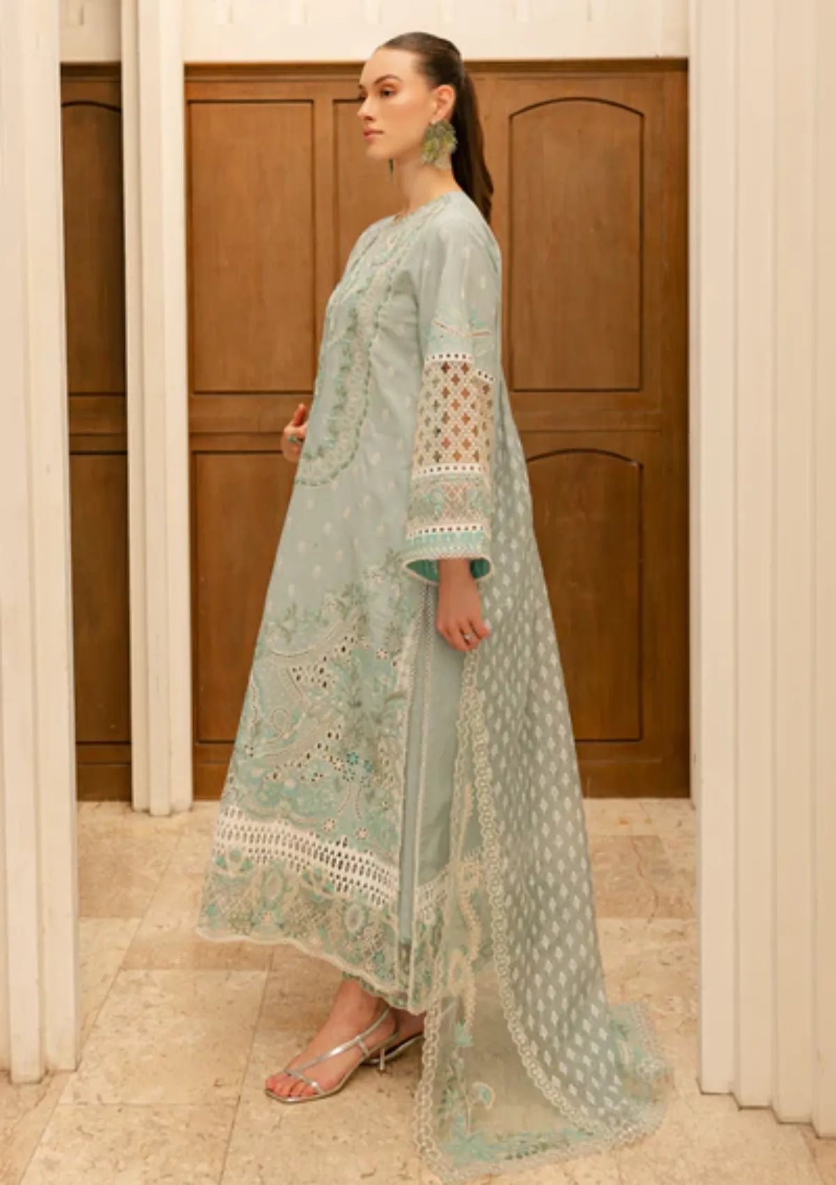 mohsin-saeed-fabrics-designer-daily-wear-formal-and-wedding-suits-within-budget-This-product-is-from-marjjan-ruhi-luxury-lawn25-mll-05-b-ferozi-is-available-on-Mohsin-saeed-fabrics-website.