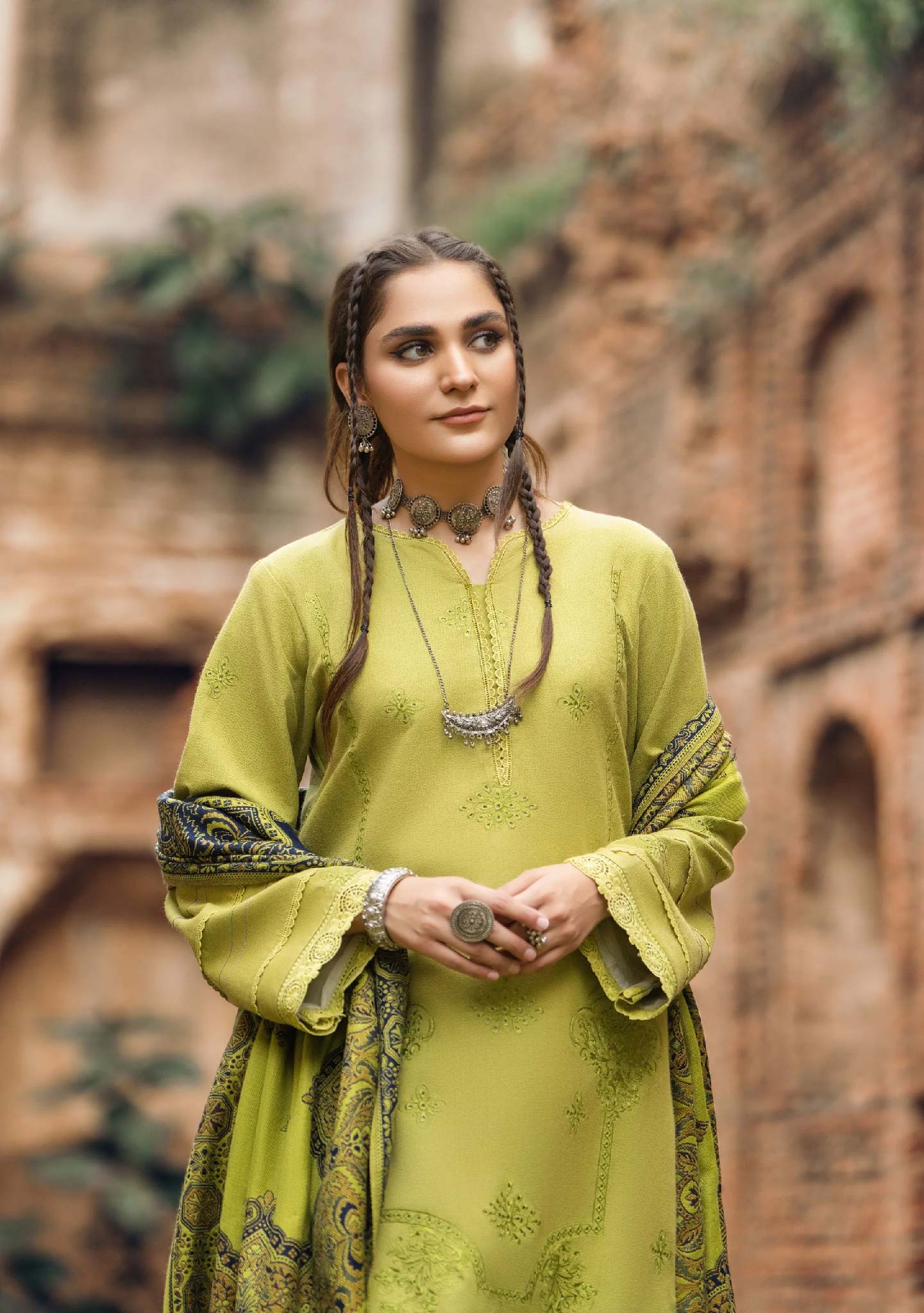 Mahrosh by Panache'24 D-04