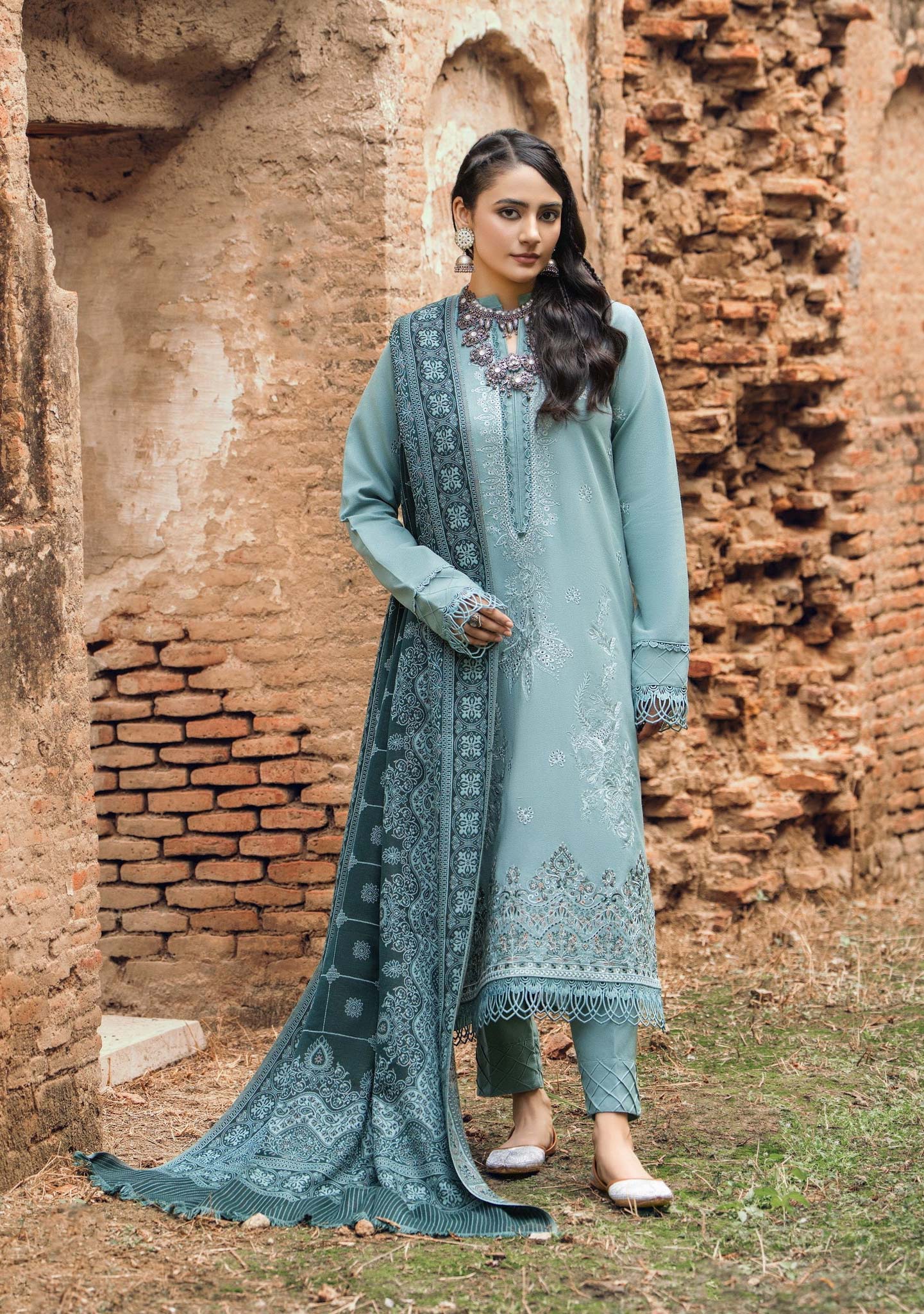 Mahrosh by Panache'24 D-08