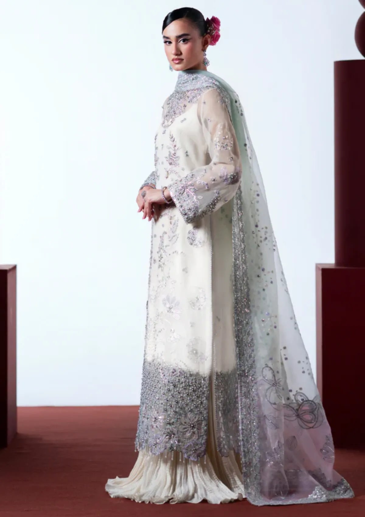 Mohid Shahzad Eliana Festive'25-Luna