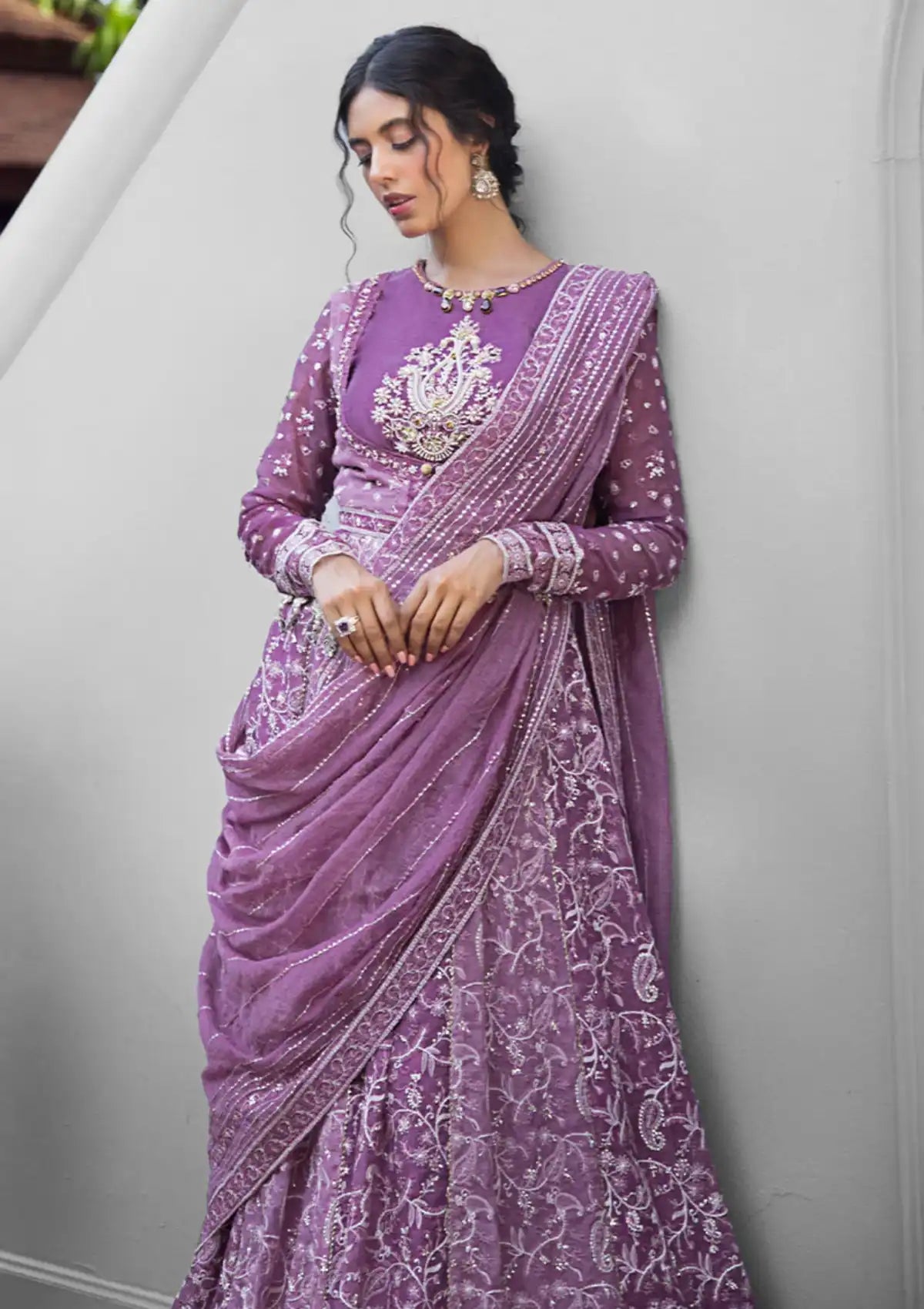 Mushq Roohi Luxury Collection'24 D-02 Naina