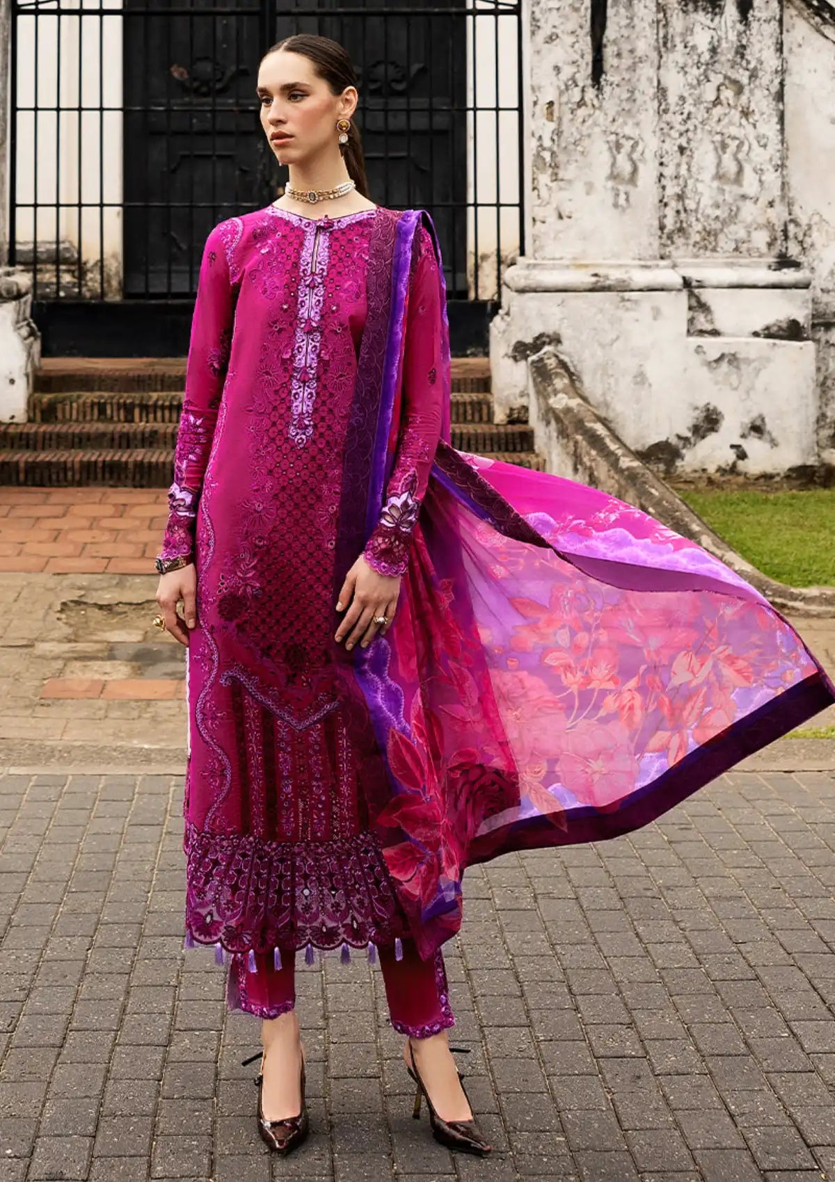 mohsin-saeed-fabrics-is-selling-online-and-in stores-Luxury-daily-wear-wedding-wear-formal-wear-in-budgeted-price-This-product-is-from-mushq-manaram-luxury-lawn25-d-16-is-available-on-Mohsin-saeed-fabrics-website.