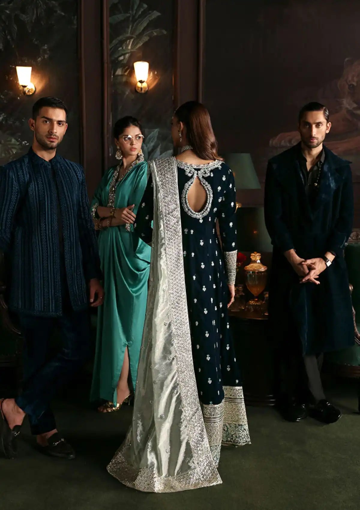 Mushq Niloufer Velvet Edit'23 MV-01 ROYAN - Mohsin Saeed Fabrics