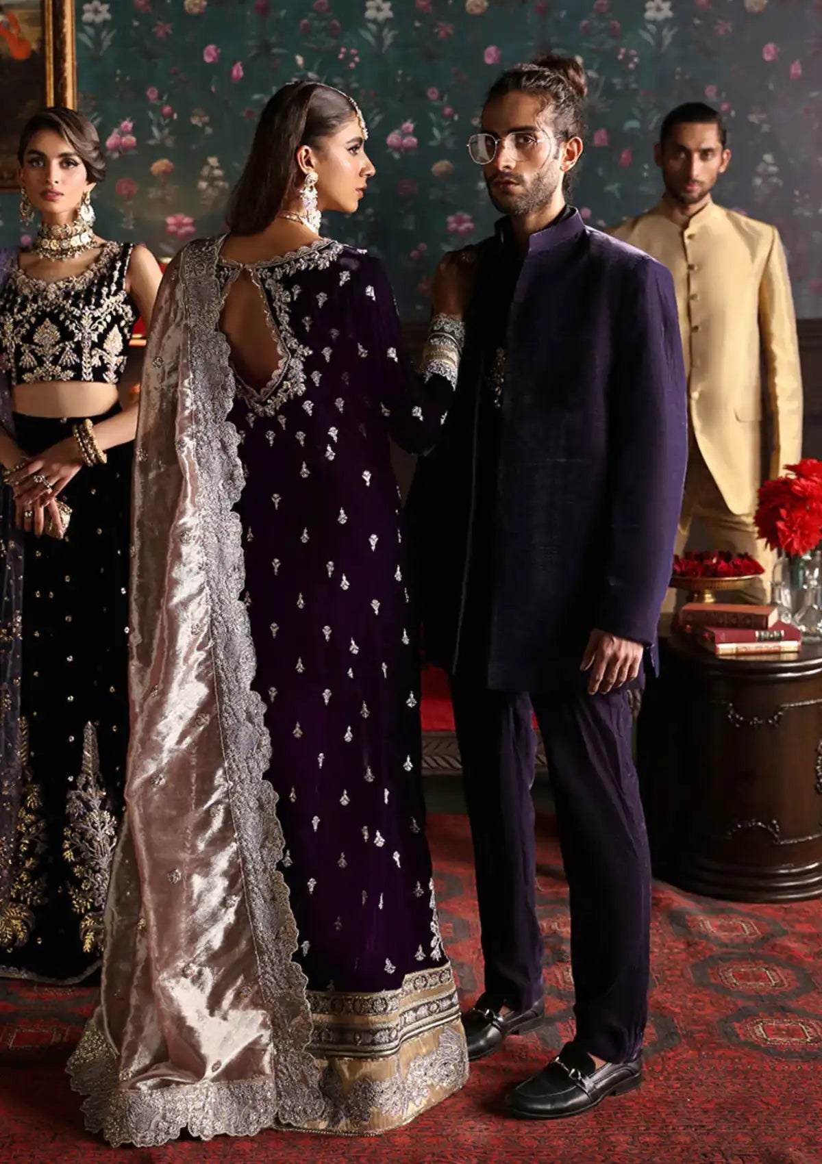 Mushq Niloufer Velvet Edit'23 MV-02 SHIRIN - Mohsin Saeed Fabrics