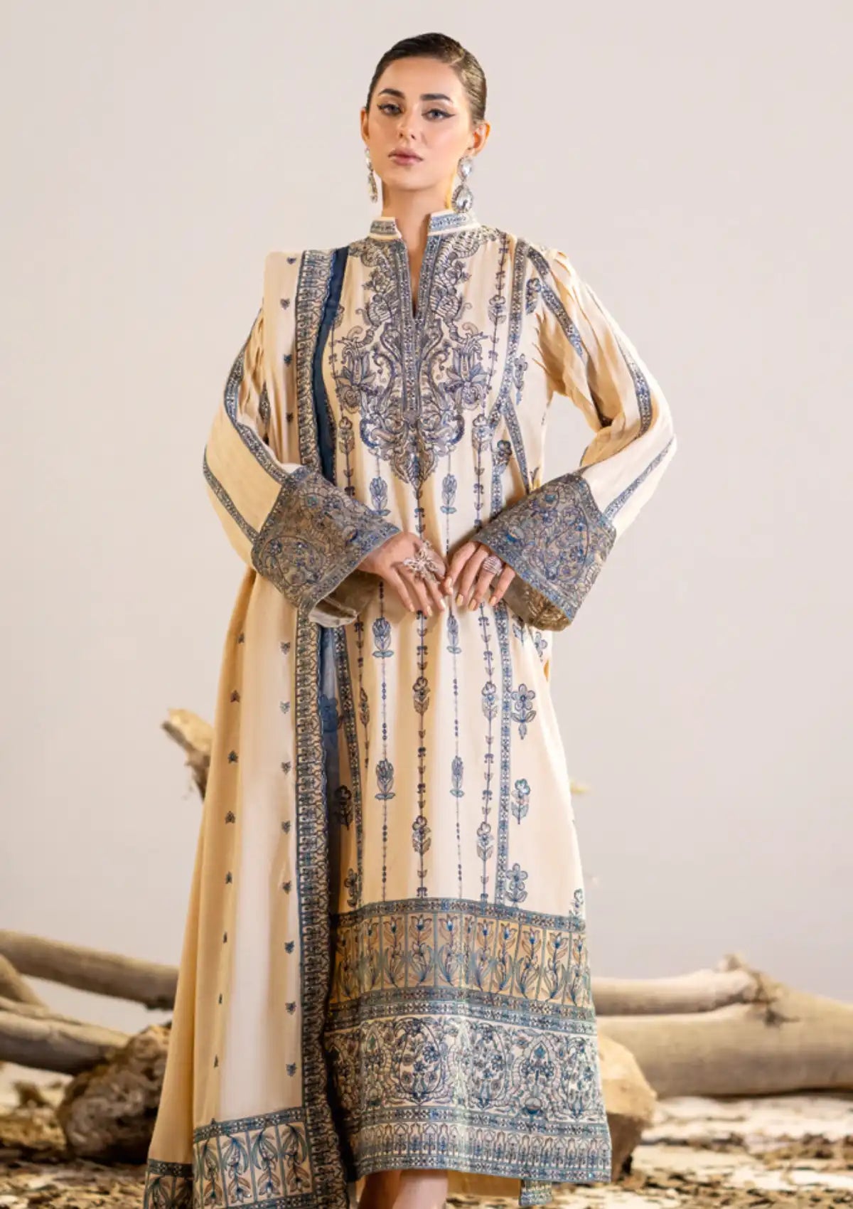 Maryum N Maria Sheharbano Winter'23 MW-559 Dalbir - Mohsin Saeed Fabrics