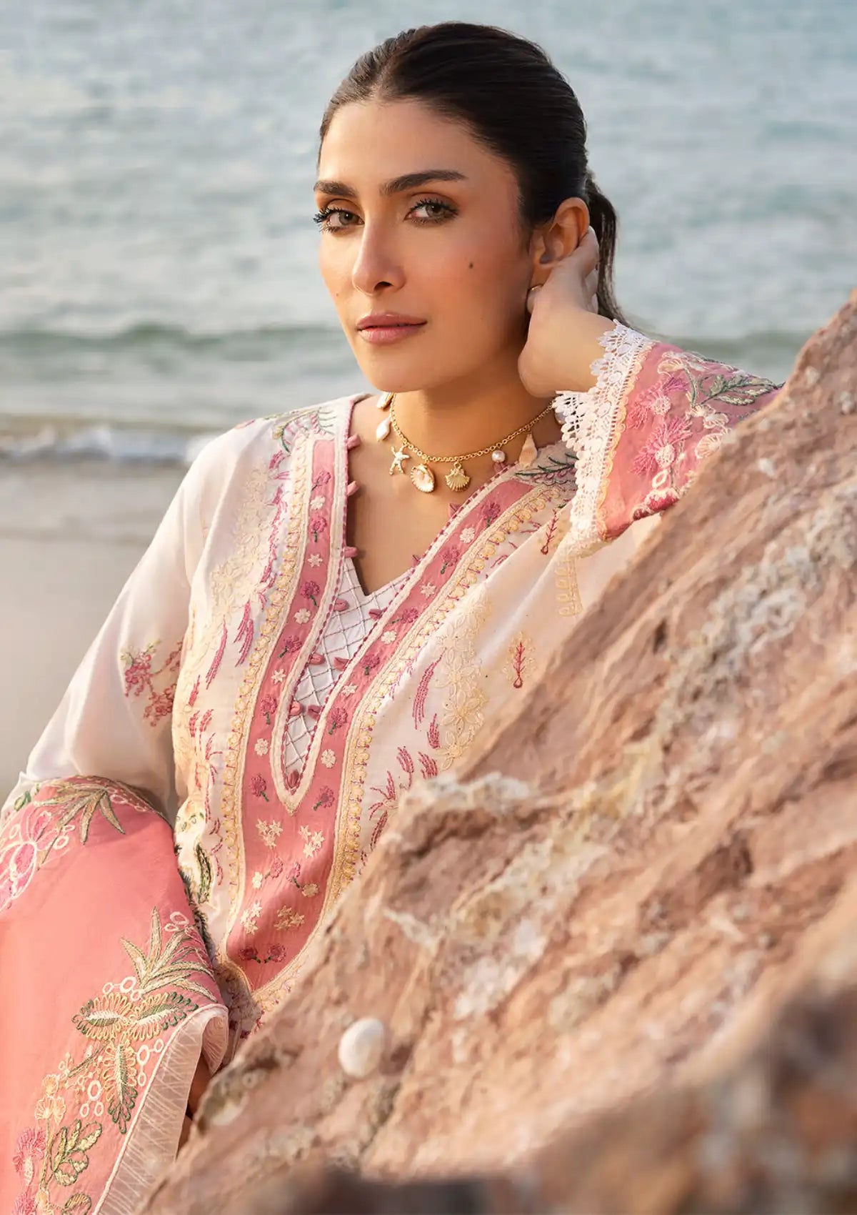 mohsin-saeed-fabrics-luxury-fashion-collection-daily-wear-wedding-and-formal-in-budget-This-product-is-from-mahnur-sirene-luxury-lawn25-magnolia-is-available-on-Mohsin-saeed-fabrics-website.