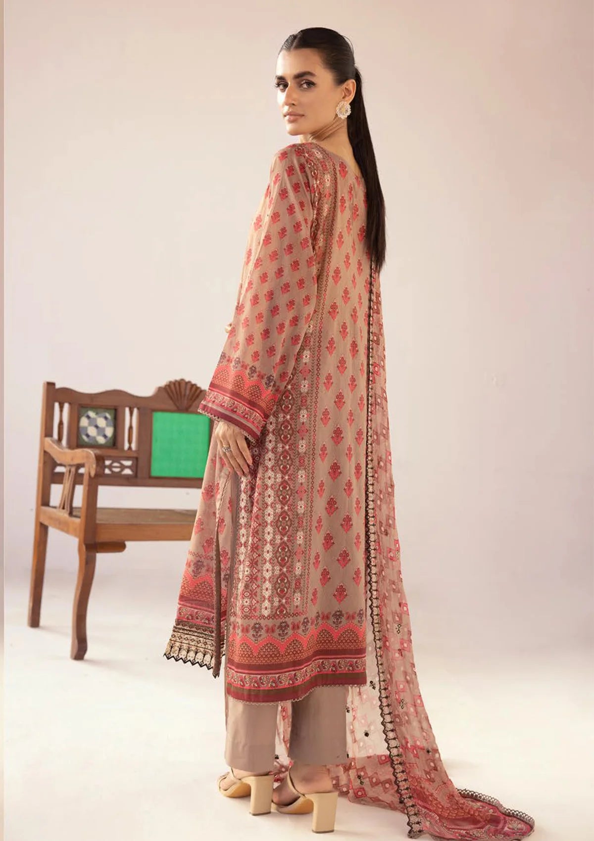 Maira By Shaista Lawn'24 D-144 - Mohsin Saeed Fabrics