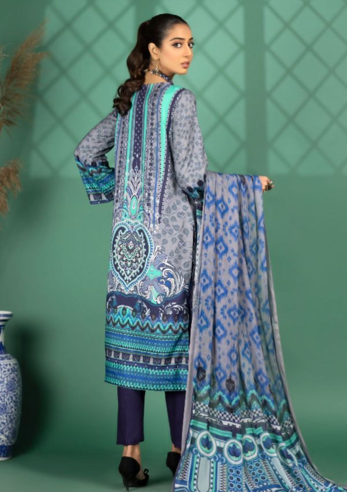 Zahay Naseeb By Manizay'23 D-10 - Mohsin Saeed Fabrics