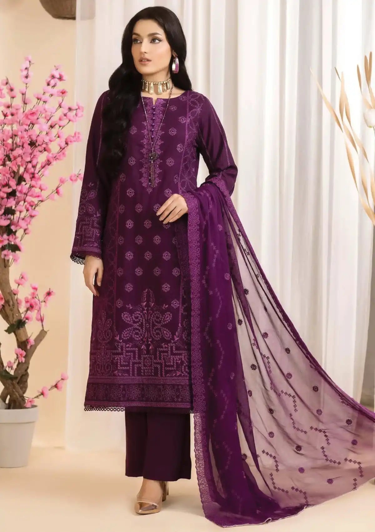 Manizay Dilkash Afsana Emb Karandi'23 D-04 - Mohsin Saeed Fabrics