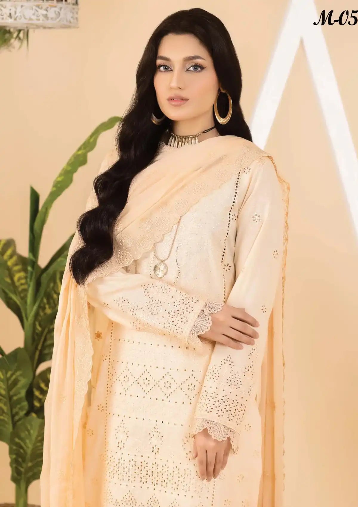 Manizay Dilkash Afsana Emb Karandi'23 D-05 - Mohsin Saeed Fabrics