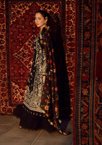 Maryam Hussain Winter Shawl'25 - Mausam