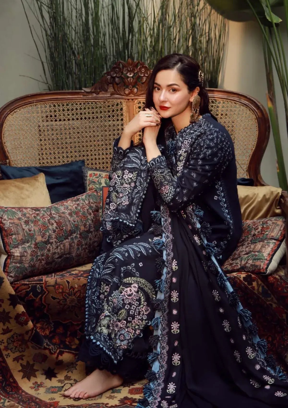 Maryam Hussain Winter Shawl'25 - Roohi