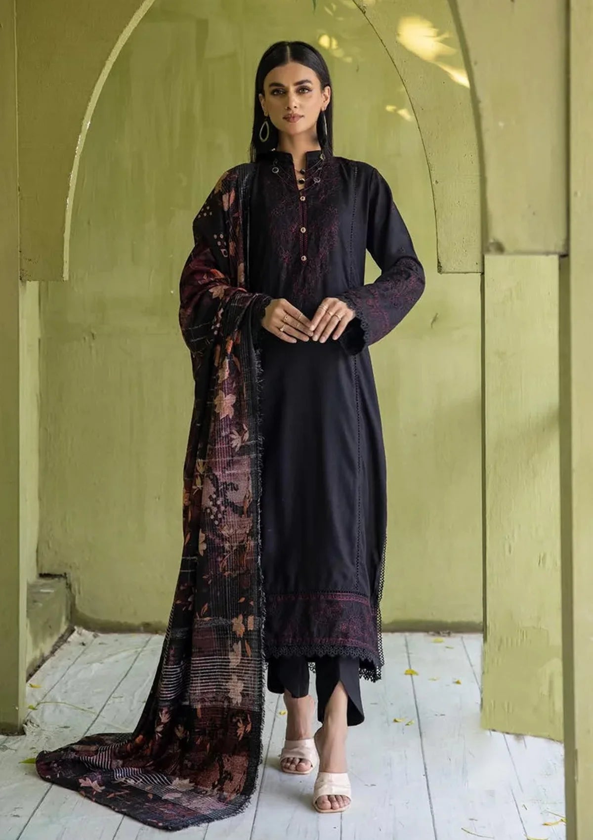 Meharma By Khoobsurat Emb Peach Leather'23 M-01 - Mohsin Saeed Fabrics