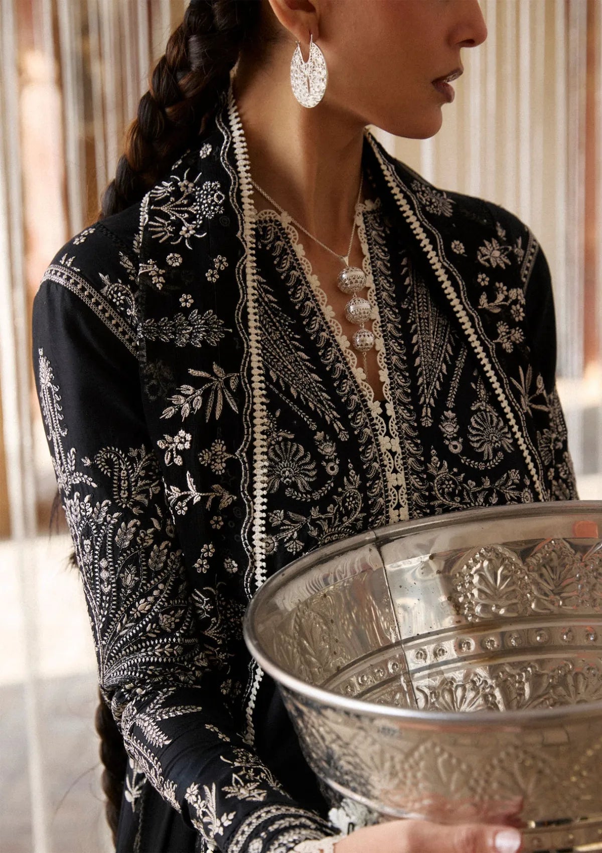 Hussain Rehar Zan Luxury Lawn'26 -Meshki