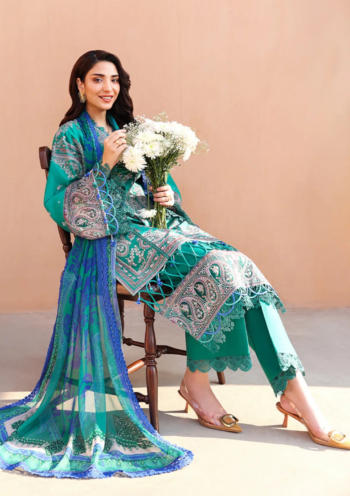 Roheenaz Summer Reverie Luxury Lawn'26 D-208 Moonveil