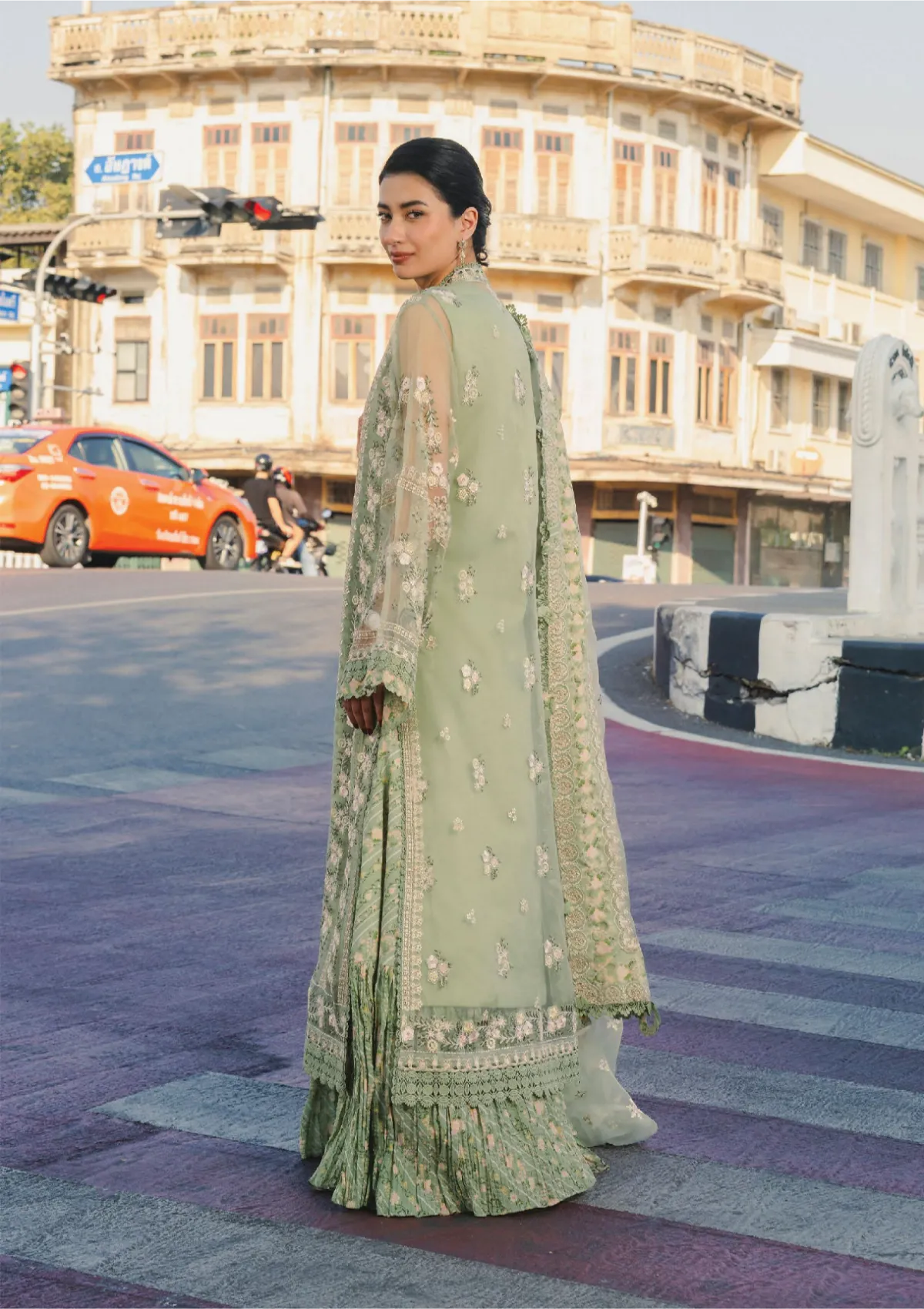 Afrozeh Mulakaat Festive Lawn'26 FWU-0054 DEEDAR