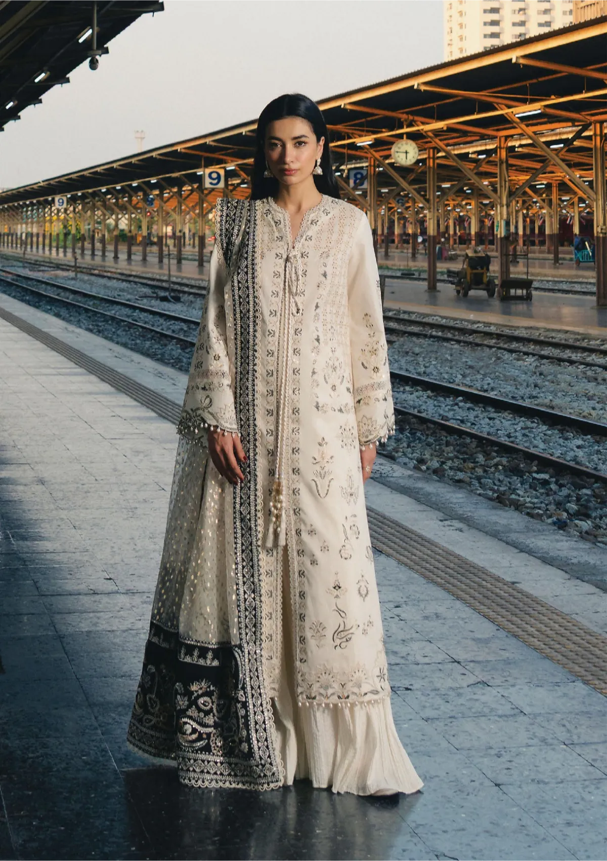 Afrozeh Mulakaat Festive Lawn'26 FWU-0058 KHAWAAB