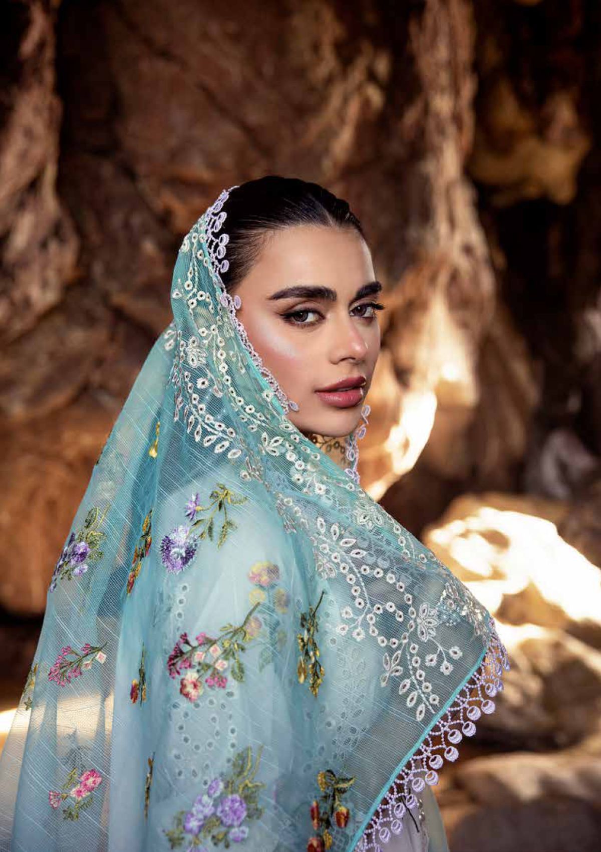 Muscari Luxury Lawn'24 MLEC-911 - Mohsin Saeed Fabrics