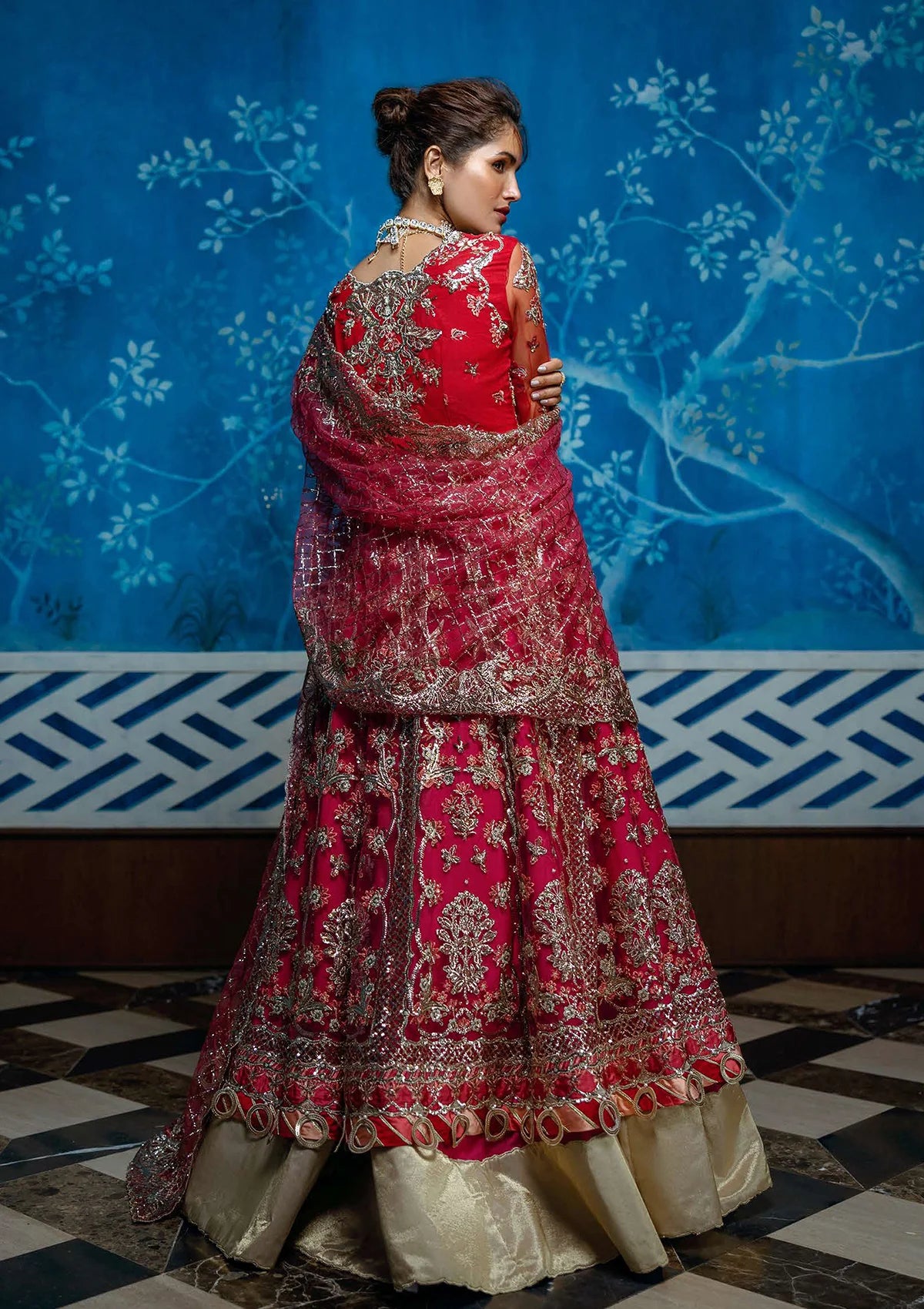 Mushq Stardust Wedding'25 D-02 Red Carpet