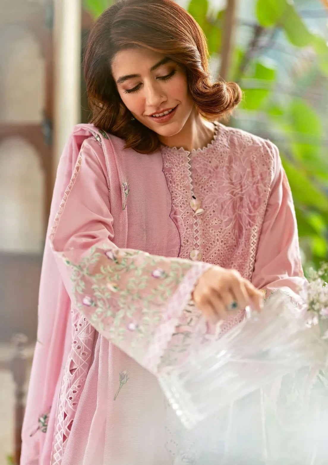 Mushq Astoria Festive Lawn’26 D-08 Arabil