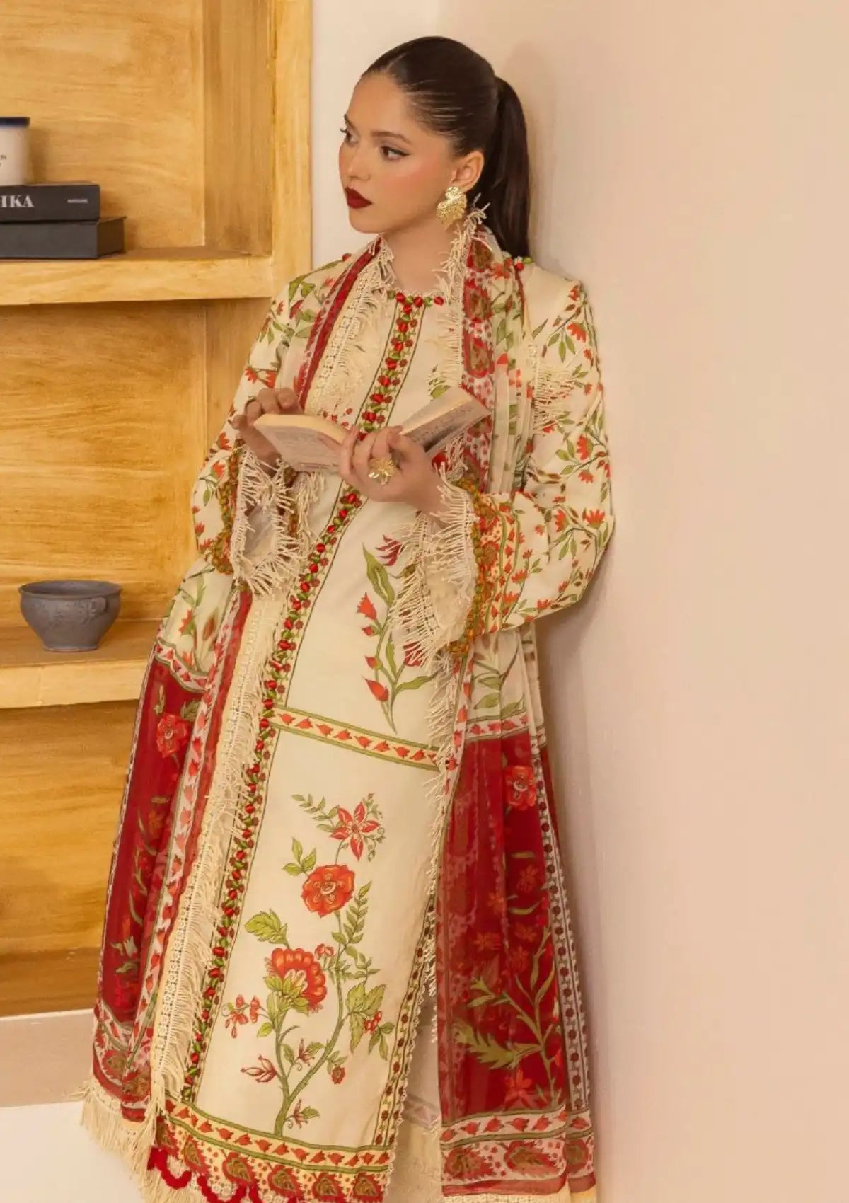 mohsin-saeed-fabrics-designer-daily-wear-formal-and-wedding-suits-within-budget-This-product-is-from-naqsh-flor-art-fusion-emb-lawn25-d-00146-peach-puff-is-available-on-Mohsin-saeed-fabrics-website.