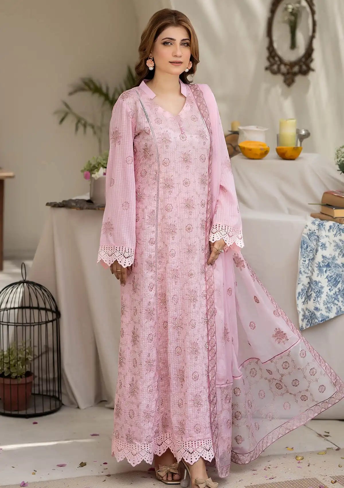 Noor-e-Fajar By Raeesa Apana Lawn'24 Vol-02 NF-1302 - Mohsin Saeed Fabrics