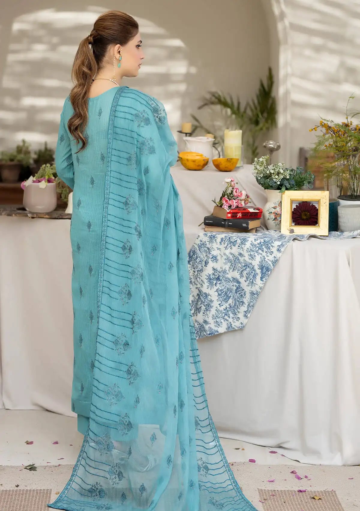 Noor-e-Fajar By Raeesa Apana Lawn'24 Vol-02 NF-1307 - Mohsin Saeed Fabrics