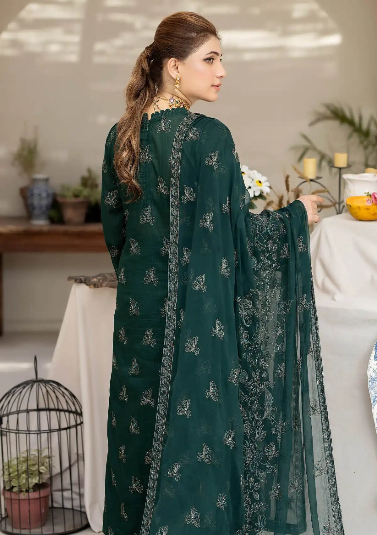 Noor-e-Fajar By Raeesa Apana Lawn'24 Vol-02 NF-1309 - Mohsin Saeed Fabrics