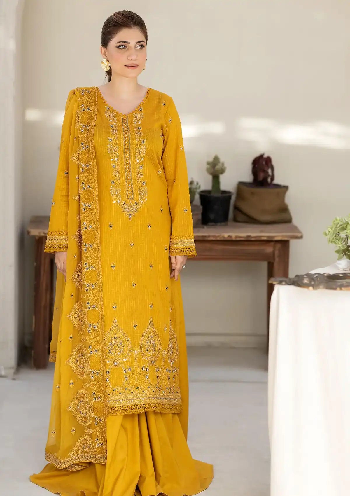 Noor-e-Fajar By Raeesa Apana Lawn'24 Vol-02 NF-1310 - Mohsin Saeed Fabrics