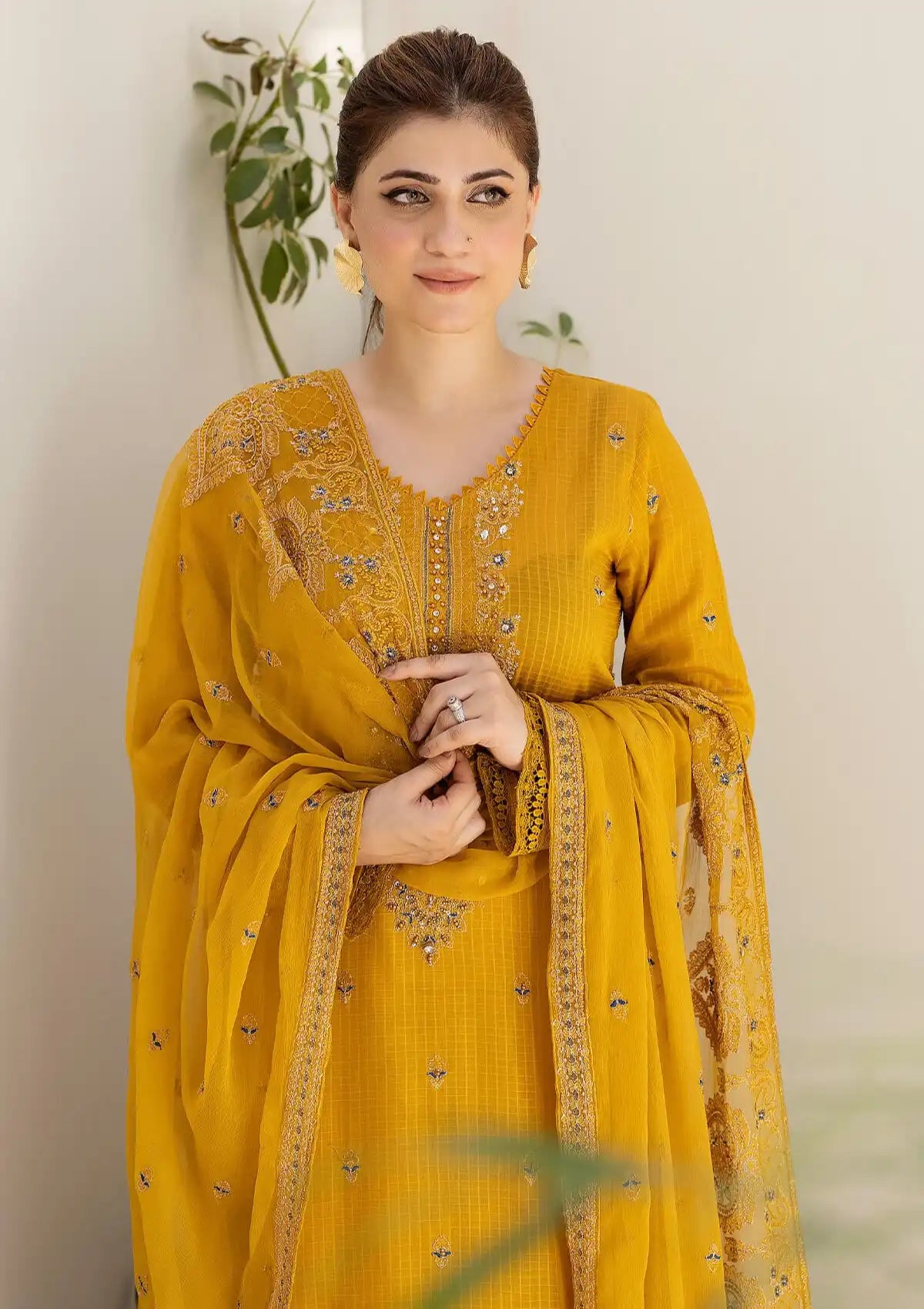 Noor-e-Fajar By Raeesa Apana Lawn'24 Vol-02 NF-1310 - Mohsin Saeed Fabrics