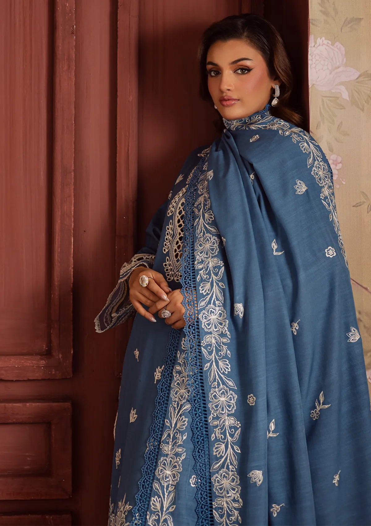 mohsin-saeed-fabrics-is-selling-online-and-in stores-Luxury-daily-wear-wedding-wear-formal-wear-in-budgeted-price-This-product-is-from-nova-by-mahnur25-nk-07-is-available-on-Mohsin-saeed-fabrics-website.