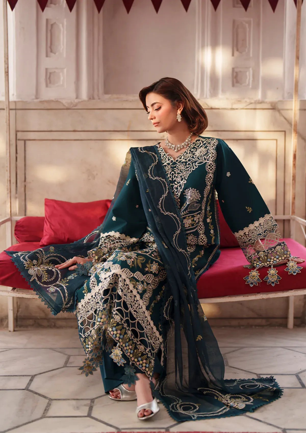 Mahnur Nilofer Luxury Lawn'26 NL-13
