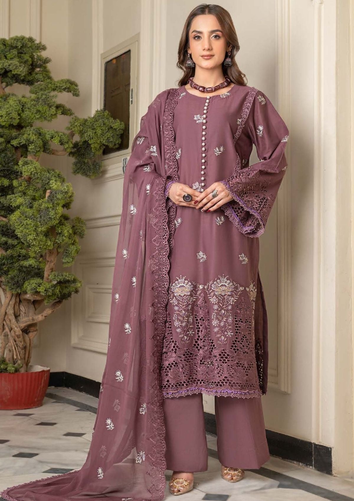 Wania Nayab Emb Lawn'26 WL-376