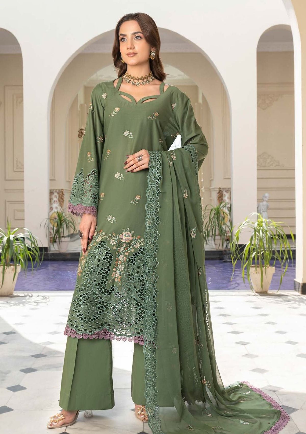 Wania Nayab Emb Lawn'26 WL-377