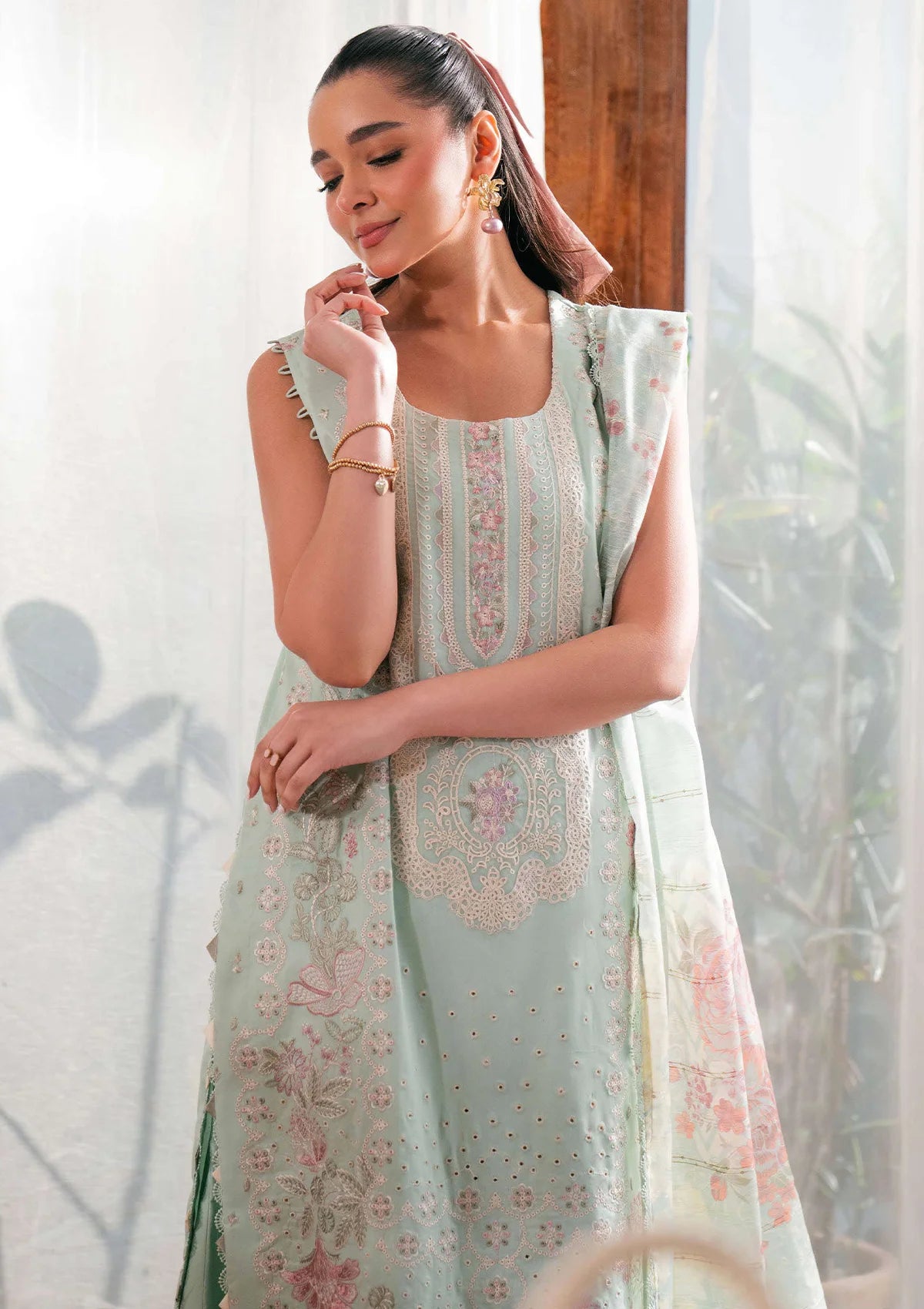 mohsin-saeed-fabrics-is-selling-online-and-in stores-Luxury-daily-wear-wedding-wear-formal-wear-in-budgeted-price-This-product-is-from-neeshay-symphony-luxury-lawn25-minty-is-available-on-Mohsin-saeed-fabrics-website.