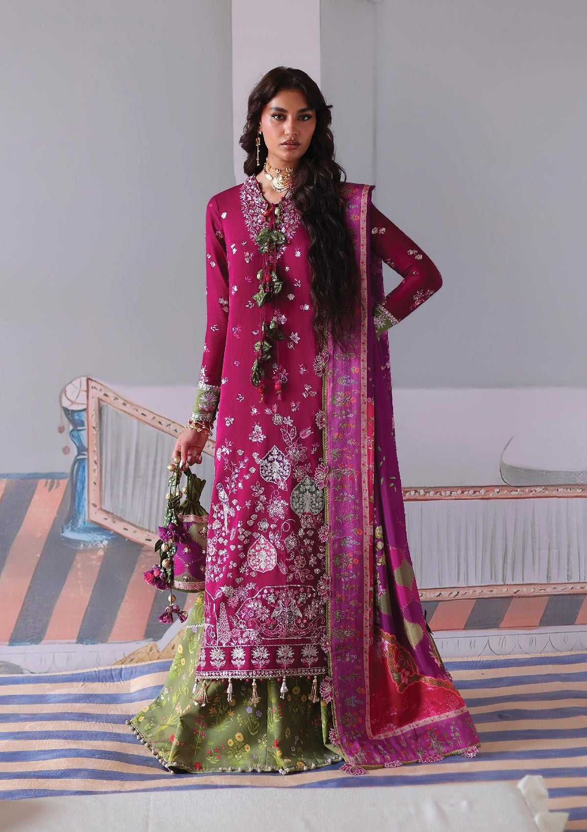 Republic Neoma Festive'26 D-05 Gulnar