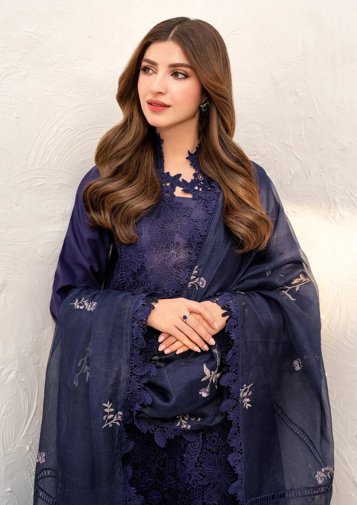 mohsin-saeed-fabrics-is-selling-online-and-in stores-Luxury-daily-wear-wedding-wear-formal-wear-in-budgeted-price-This-product-is-from-asifa-nabeel-azalia-luxury-lawn25-nile-azl25-08-is-available-on-Mohsin-saeed-fabrics-website.