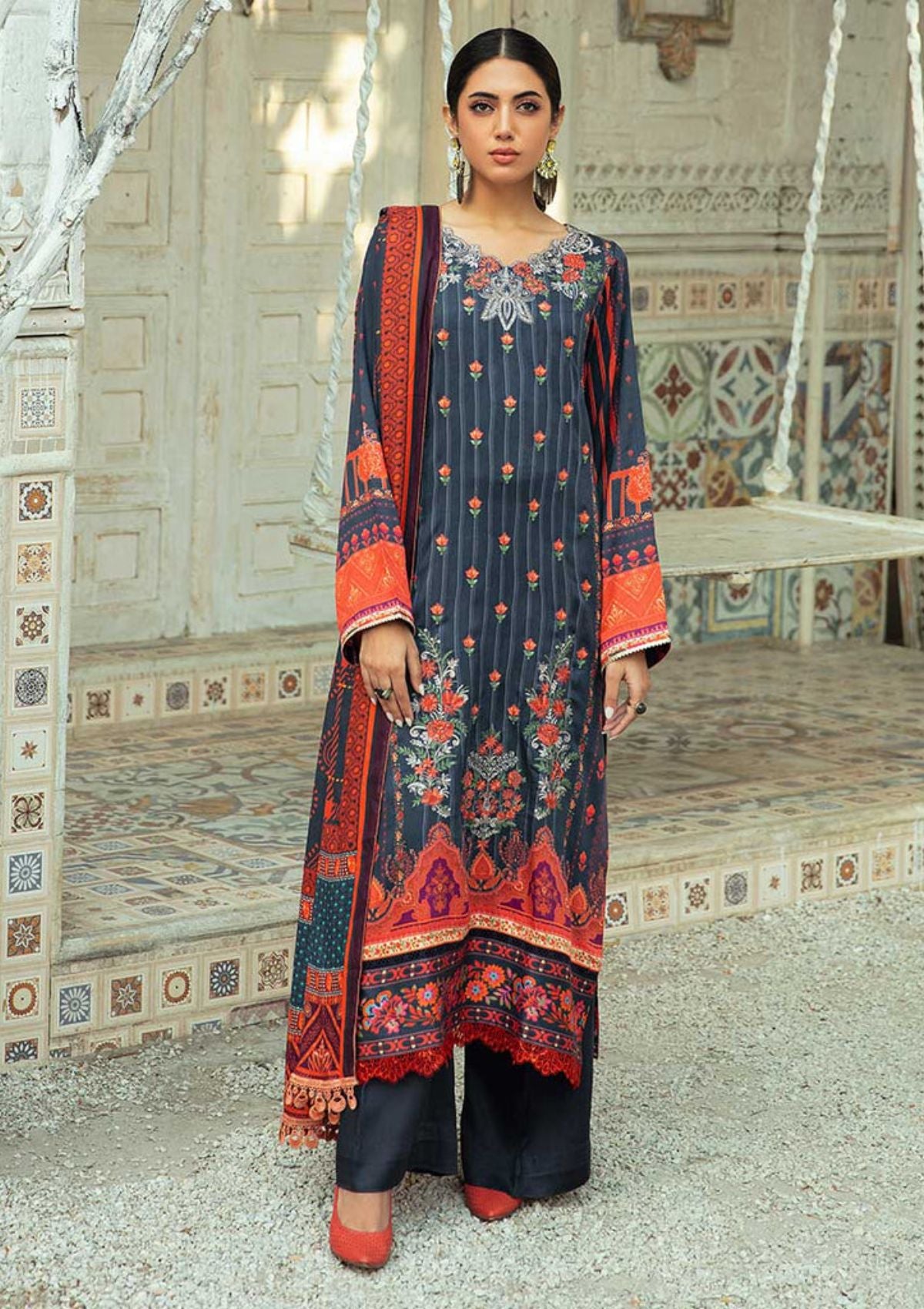 Nissa Winter By Rajbari'23 D-1B - Mohsin Saeed Fabrics