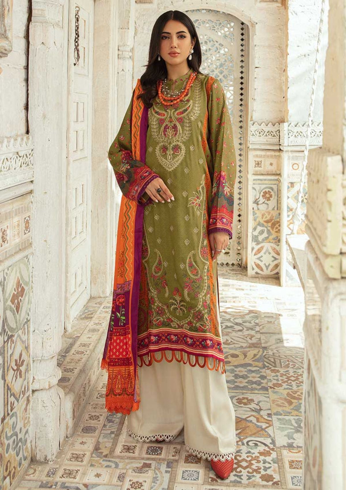 Nissa Winter By Rajbari'23 D-4A - Mohsin Saeed Fabrics