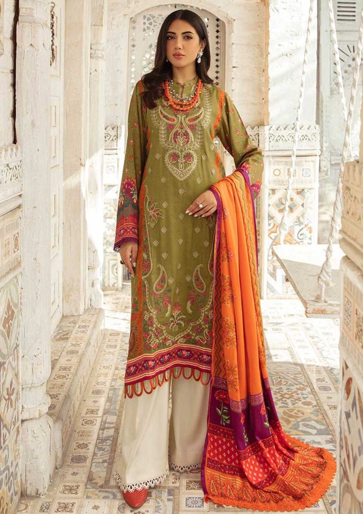Nissa Winter By Rajbari'23 D-4A - Mohsin Saeed Fabrics