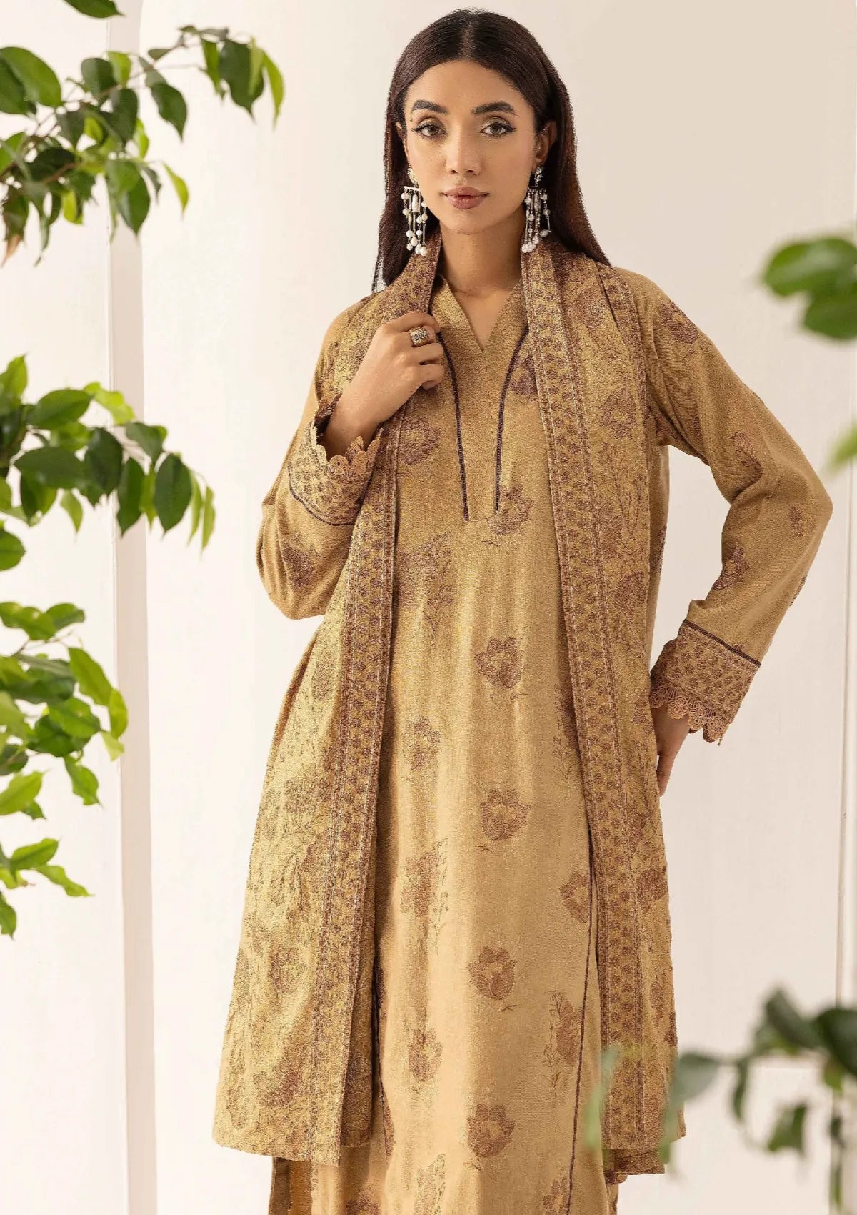 Noor-E-Chasham By Khoobsurat Peach Leather'25 NC-02