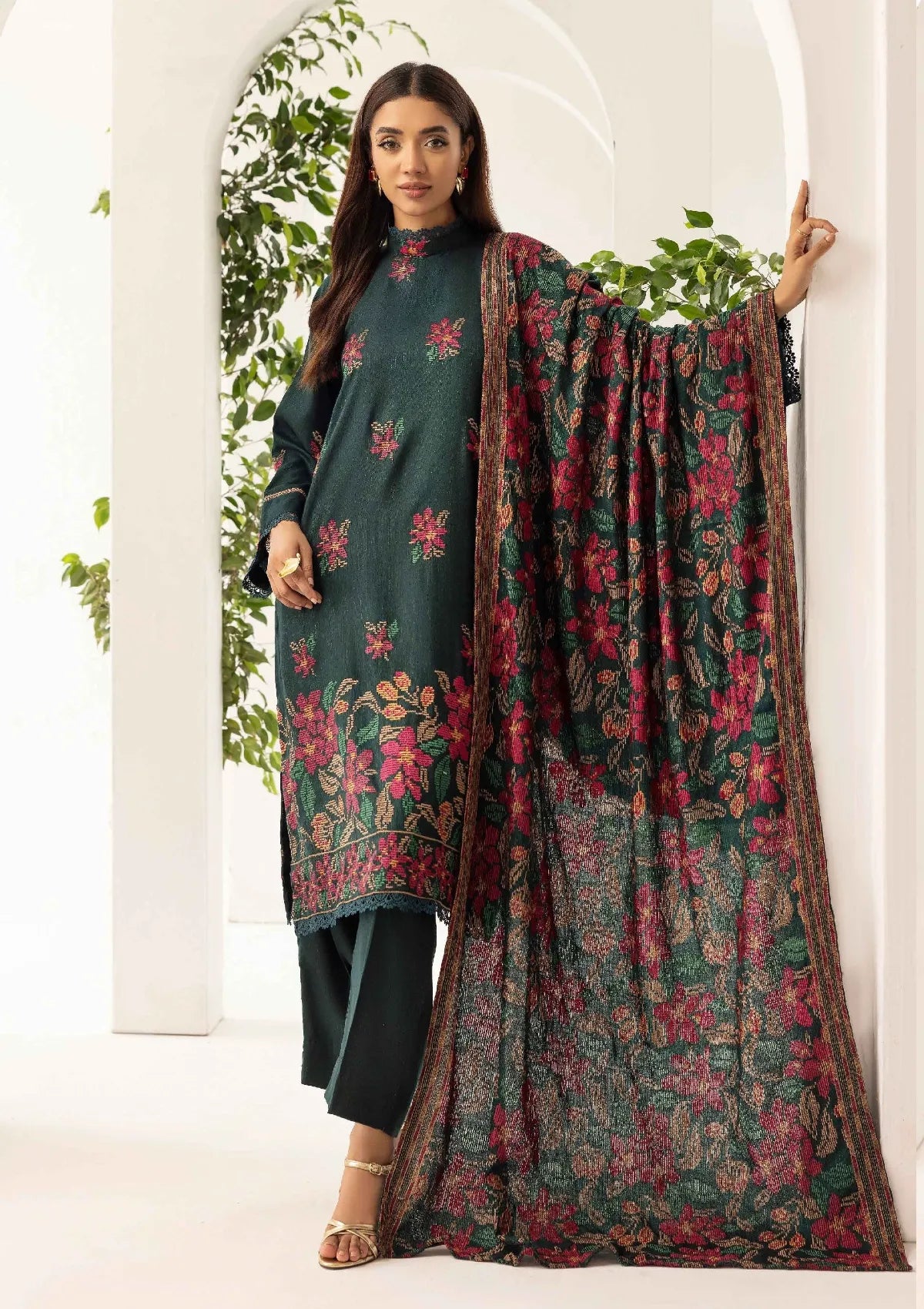 Noor-E-Chasham By Khoobsurat Peach Leather'25 NC-04