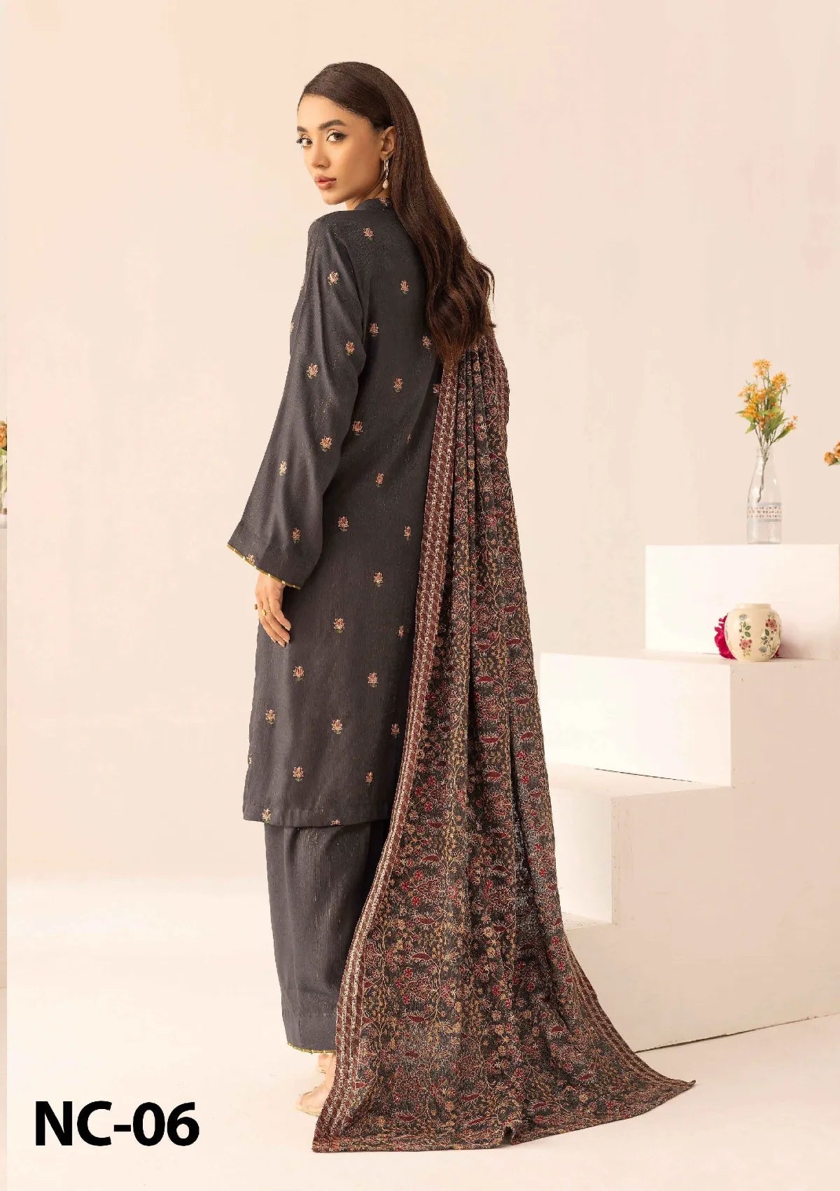 Noor-E-Chasham By Khoobsurat Peach Leather'25 NC-06