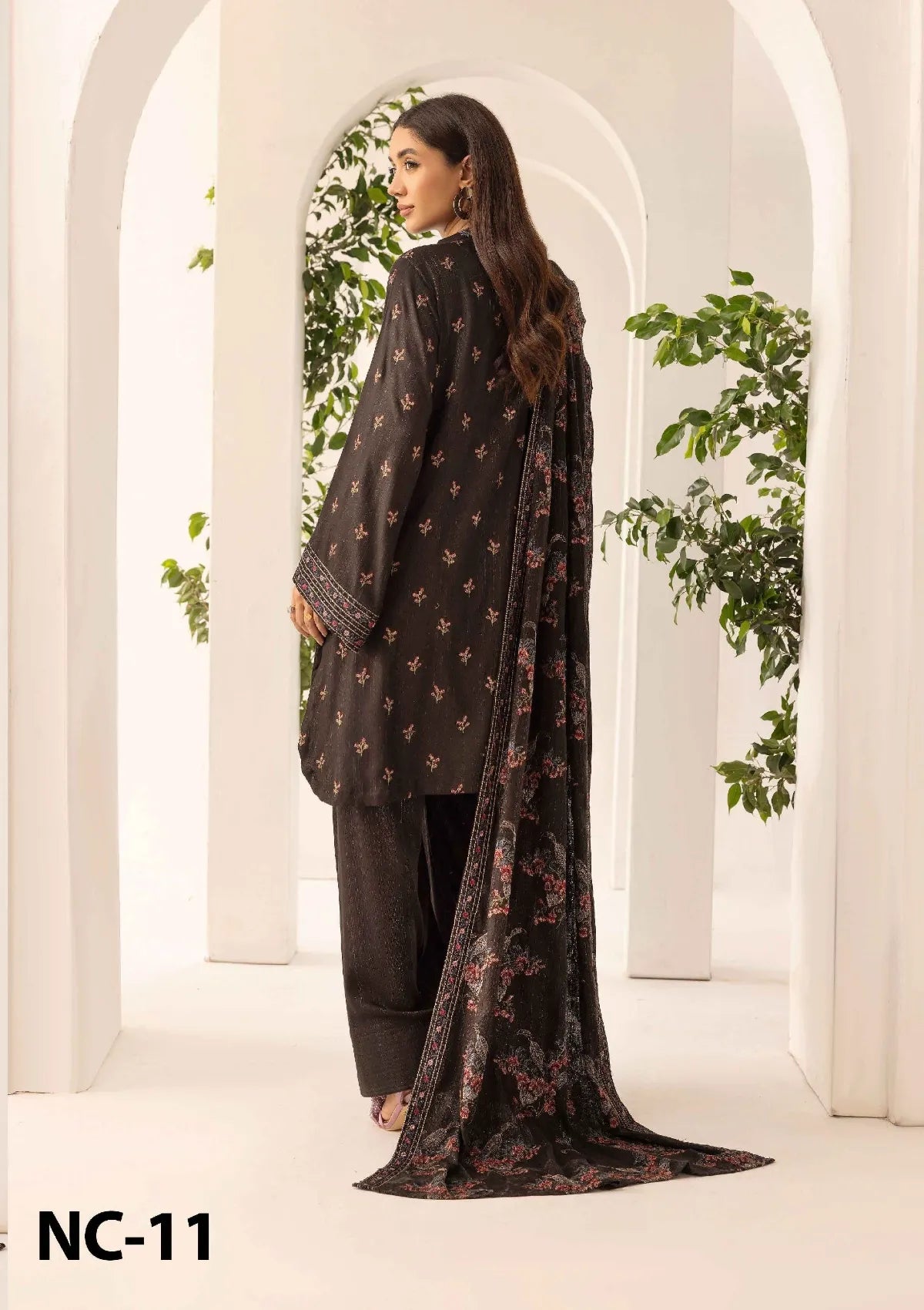 Noor-E-Chasham By Khoobsurat Peach Leather'25 NC-11