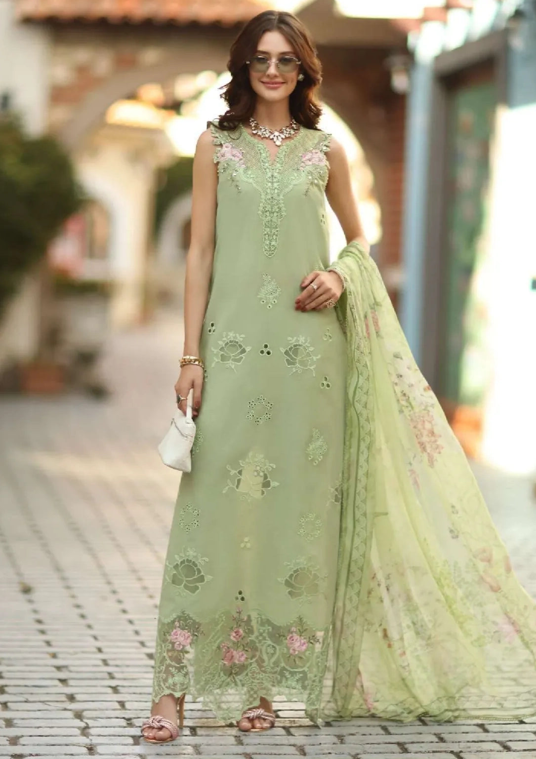 Noor By Saadia Asad Luxe Chikankari'26 D-3A