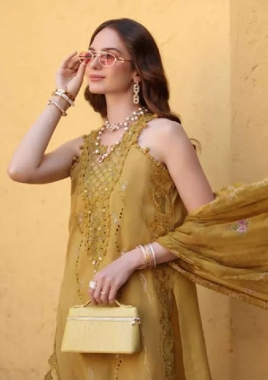 Noor By Saadia Asad Luxe Chikankari'26 D-2B