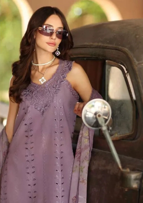 Noor By Saadia Asad Luxe Chikankari'26 D-4A