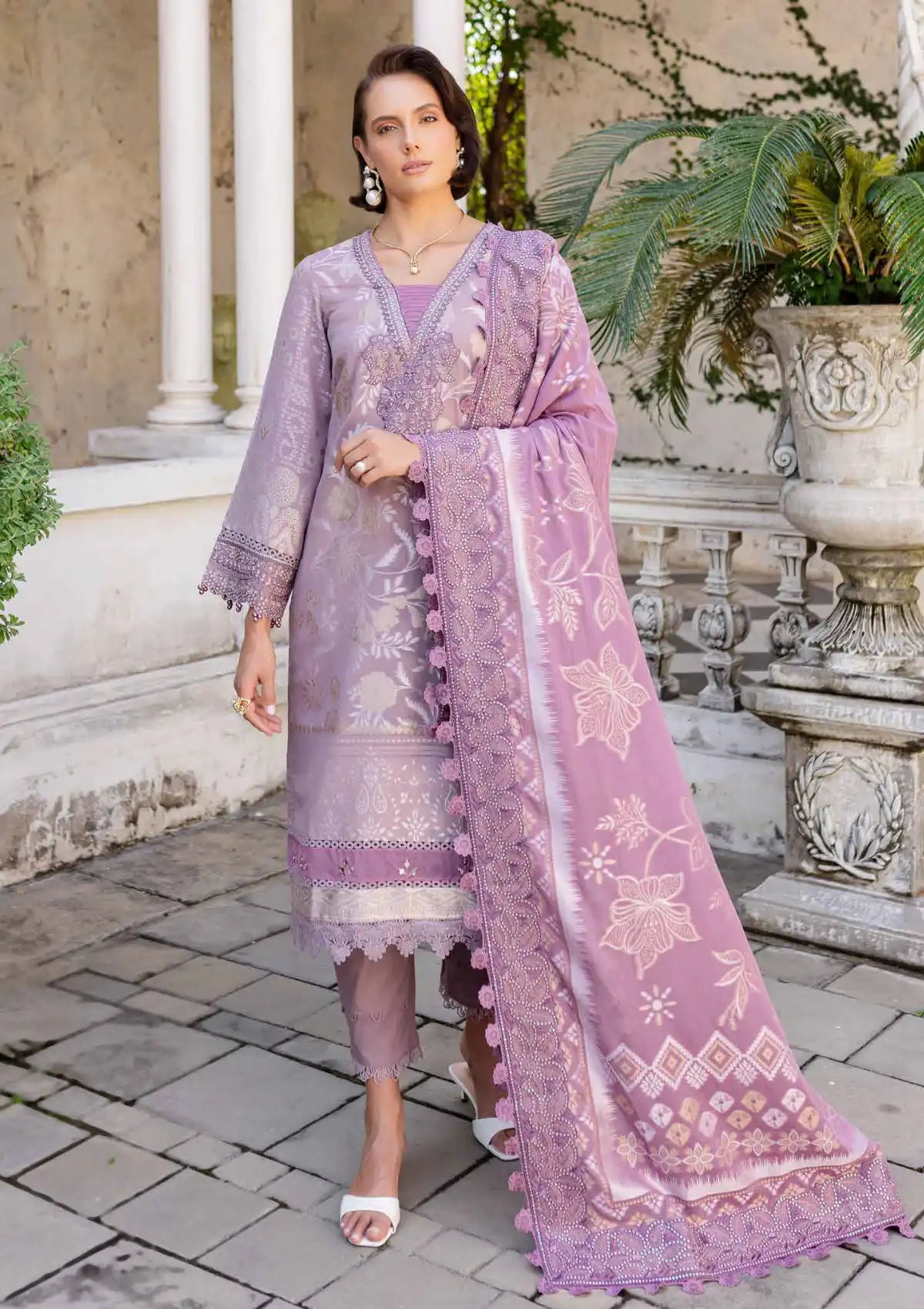 mohsin-saeed-fabrics-is-selling-online-and-in stores-Luxury-daily-wear-wedding-wear-formal-wear-in-budgeted-price-This-product-is-from-nureh-exclusive-jacquard-lawn25-ne-153-is-available-on-Mohsin-saeed-fabrics-website.
